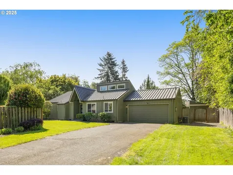 8130 SW Hemlock Street Portland OR 97223