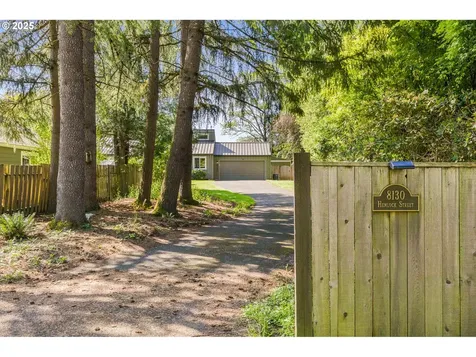 8130 SW Hemlock Street Portland OR 97223