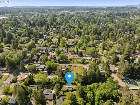 8130 SW Hemlock Street Portland OR 97223