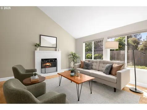 8130 SW Hemlock Street Portland OR 97223