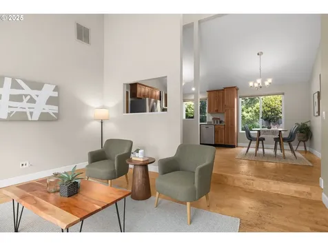 8130 SW Hemlock Street Portland OR 97223