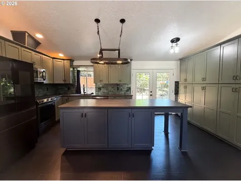 37685 Sandy Heights Street Sandy OR 97055