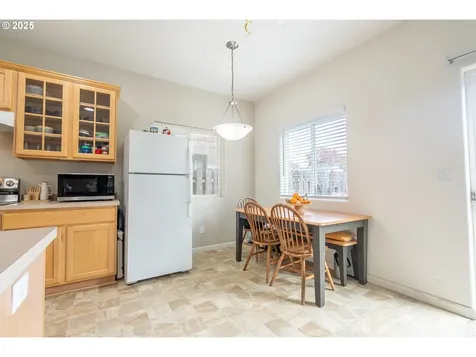 621 Jasmine Circle Independence OR 97351