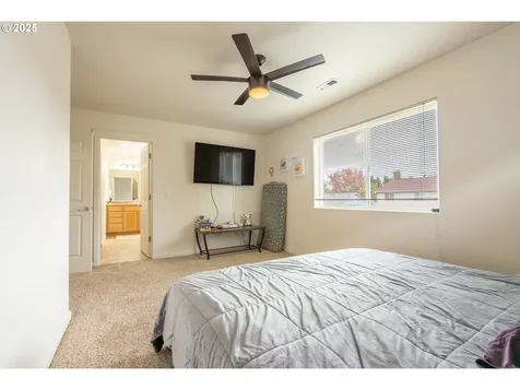 621 Jasmine Circle Independence OR 97351