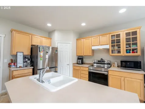 621 Jasmine Circle Independence OR 97351
