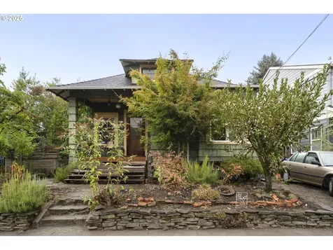 1013 NE Sumner Street Portland OR 97211
