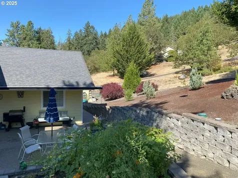 1841 E Sixth Avenue Sutherlin OR 97479
