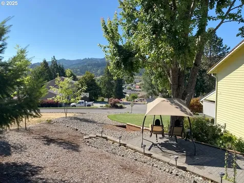 1841 E Sixth Avenue Sutherlin OR 97479