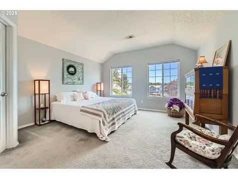 5493 NW 180th Place Portland OR 97229