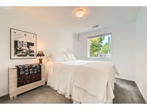 5493 NW 180th Place Portland OR 97229