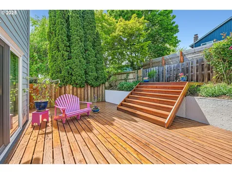 5493 NW 180th Place Portland OR 97229