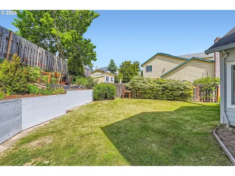 5493 NW 180th Place Portland OR 97229