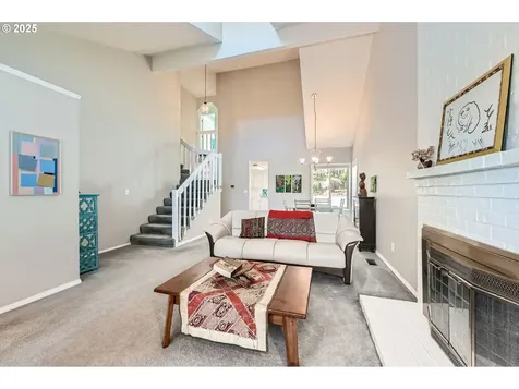 5493 NW 180th Place Portland OR 97229