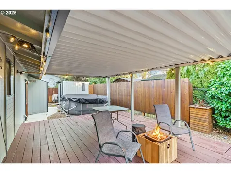 2112 W Irwin Way Eugene OR 97402