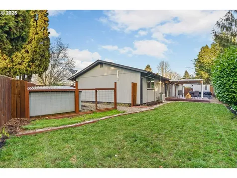 2112 W Irwin Way Eugene OR 97402