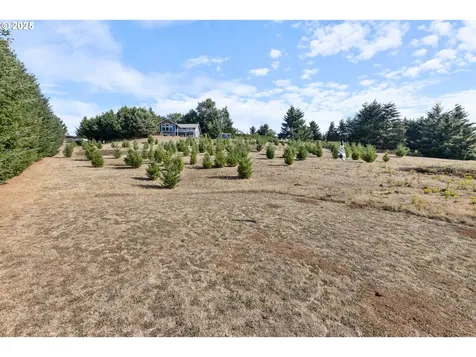 1990 Noble Fir Lane S Salem OR 97306