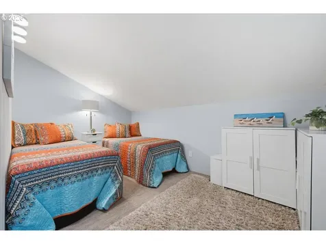 634 N Hayden Bay Drive Portland OR 97217