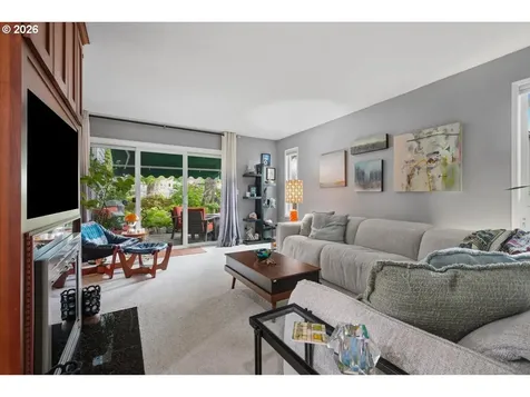634 N Hayden Bay Drive Portland OR 97217
