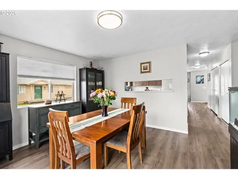 1107 Echo Hollow Road Eugene OR 97402