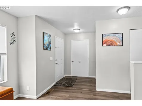 1107 Echo Hollow Road Eugene OR 97402