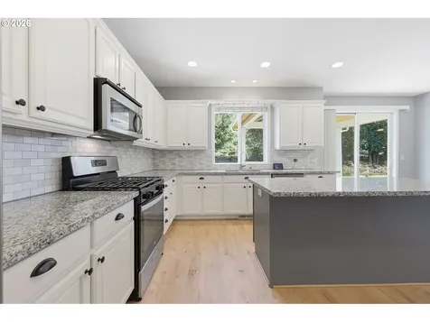 15003 NE 2nd Avenue Vancouver WA 98685