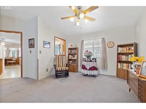 655 NE Burnett Road Mcminnville OR 97128