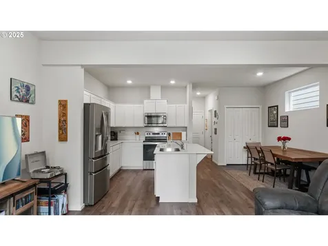 11610 NE Angelo Drive Vancouver WA 98684