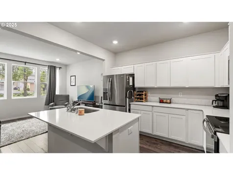 11610 NE Angelo Drive Vancouver WA 98684