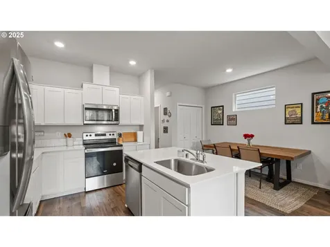 11610 NE Angelo Drive Vancouver WA 98684