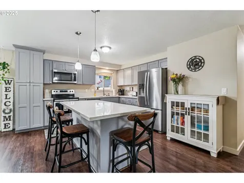 2390 SW Lenore Drive Beaverton OR 97003
