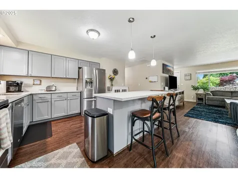 2390 SW Lenore Drive Beaverton OR 97003