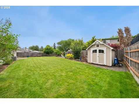 2390 SW Lenore Drive Beaverton OR 97003