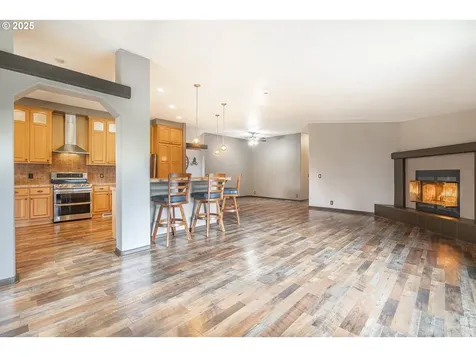 23167 NE Sunnycrest Road Newberg OR 97132
