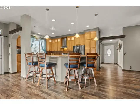 23167 NE Sunnycrest Road Newberg OR 97132