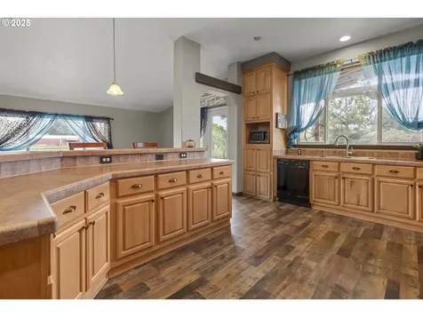 23167 NE Sunnycrest Road Newberg OR 97132