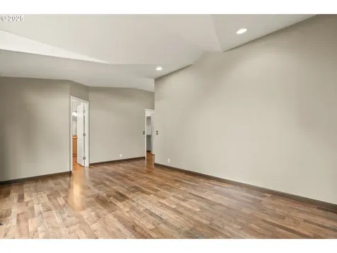 23167 NE Sunnycrest Road Newberg OR 97132