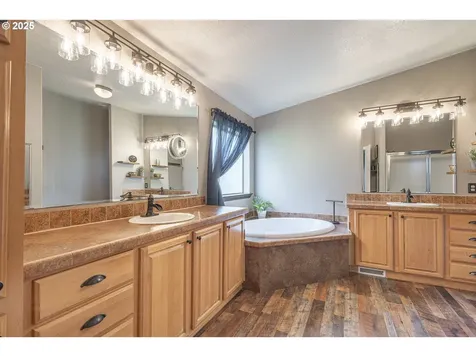 23167 NE Sunnycrest Road Newberg OR 97132