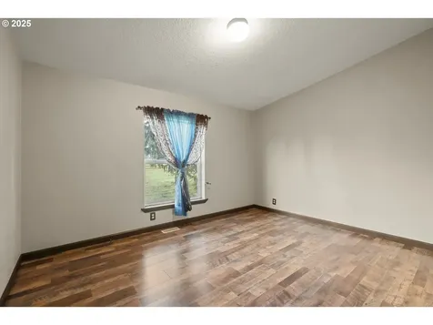 23167 NE Sunnycrest Road Newberg OR 97132