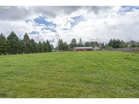 23167 NE Sunnycrest Road Newberg OR 97132