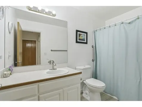 858 SW 24th Street Troutdale OR 97060