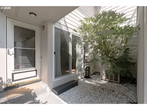 5729 NE Hazel Dell Avenue Vancouver WA 98663
