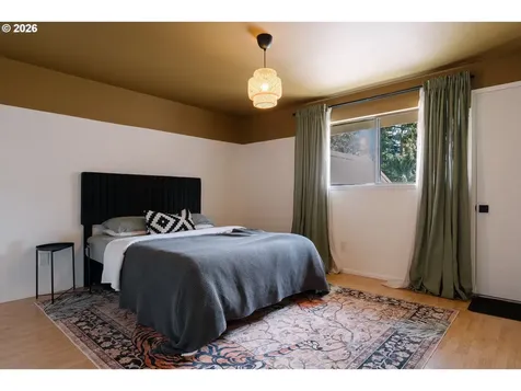 5729 NE Hazel Dell Avenue Vancouver WA 98663