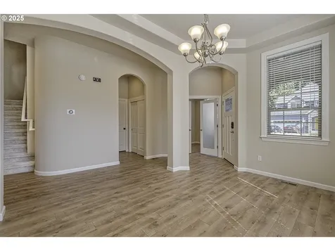 6816 NE Willowgrove Street Hillsboro OR 97124