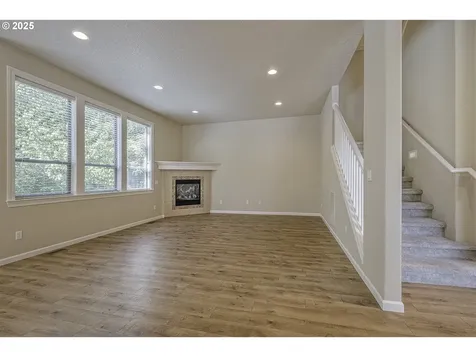 6816 NE Willowgrove Street Hillsboro OR 97124