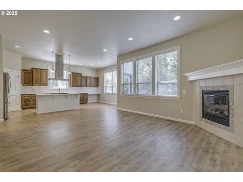 6816 NE Willowgrove Street Hillsboro OR 97124