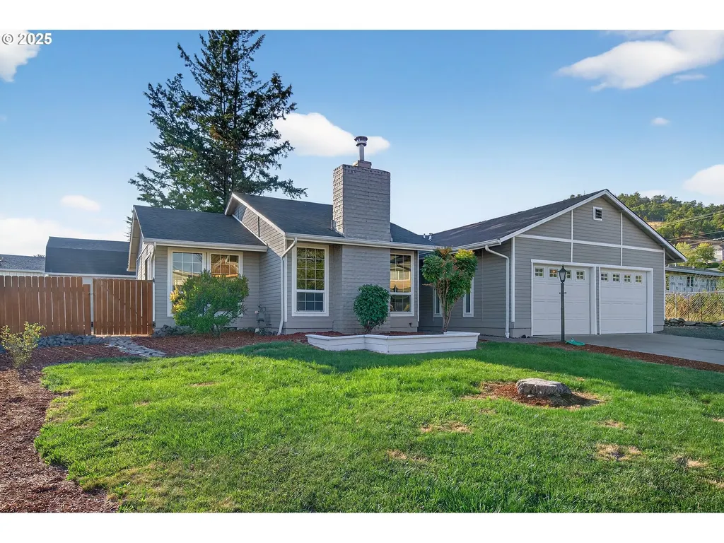 2264 NW Watters Street Roseburg OR 97471