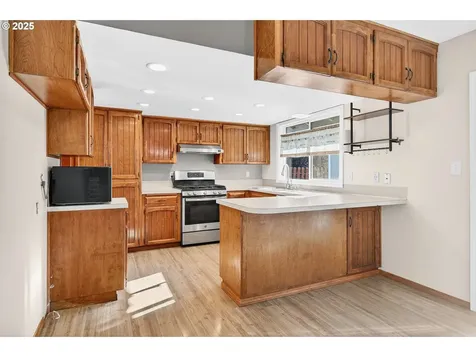 2264 NW Watters Street Roseburg OR 97471