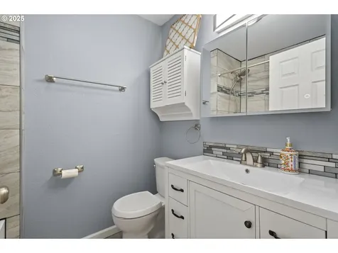 2264 NW Watters Street Roseburg OR 97471