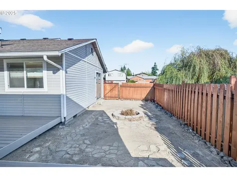 2264 NW Watters Street Roseburg OR 97471