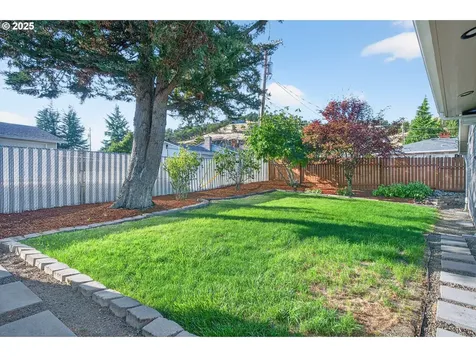 2264 NW Watters Street Roseburg OR 97471